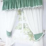 Perdea cu volan din catifea VERDE MENTA